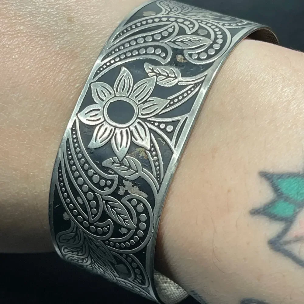 Floral Silver Tone Cuff Bracelet Vtg Adjustable